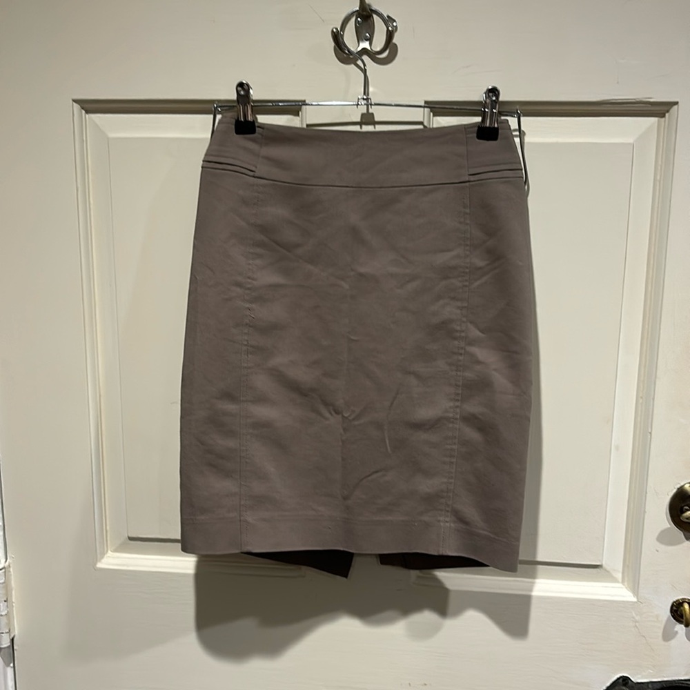 H&M GREY PENCIL SKIRT SIZE 4